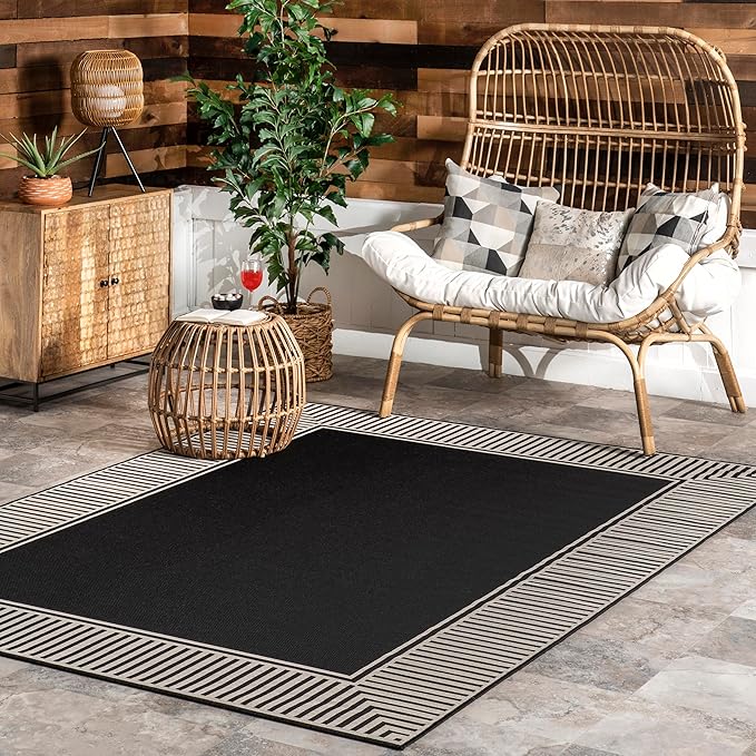 nuLOOM 4' x 6' Outdoor Area Rug, Casual Design With Striped Border, Stain Resistant, Highly Durable, For Patio, Balcony, Bedroom, Living Room, Dining Room, Bathroom, Black