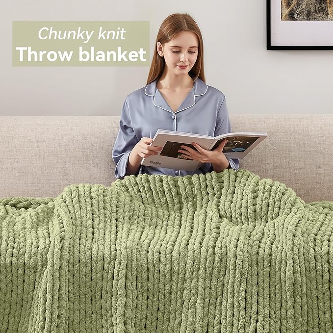 Chunky Knit Throw Blanket, 60''*80'' Knitted Throw Chenille Yarn for Bed Couch, Handmade Light Green Crochet Big Thick Blanket, Machine Washable Cute Comfy Blanket for Home Decor