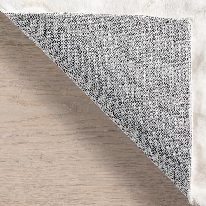 nuLOOM 7'6' x 9'6' Cozy Plush Area Rug, Machine Washable, Non-Slip, Soft Fluffy Shag Carpet for Living Room Bedroom Kids Room Nursery Home Decor, Jeni White