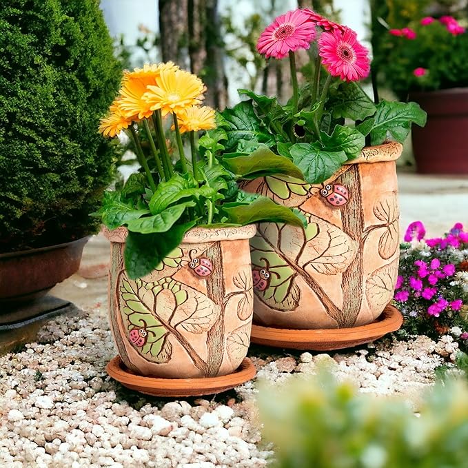 Ceramic Pot with Drainage Hole and Saucer, Plant Pots, Modern Decorative Planters for House Plants Indoor Flowers Plants, Cute Flower Pot - Gifts (Ladybugs (1.6 L))