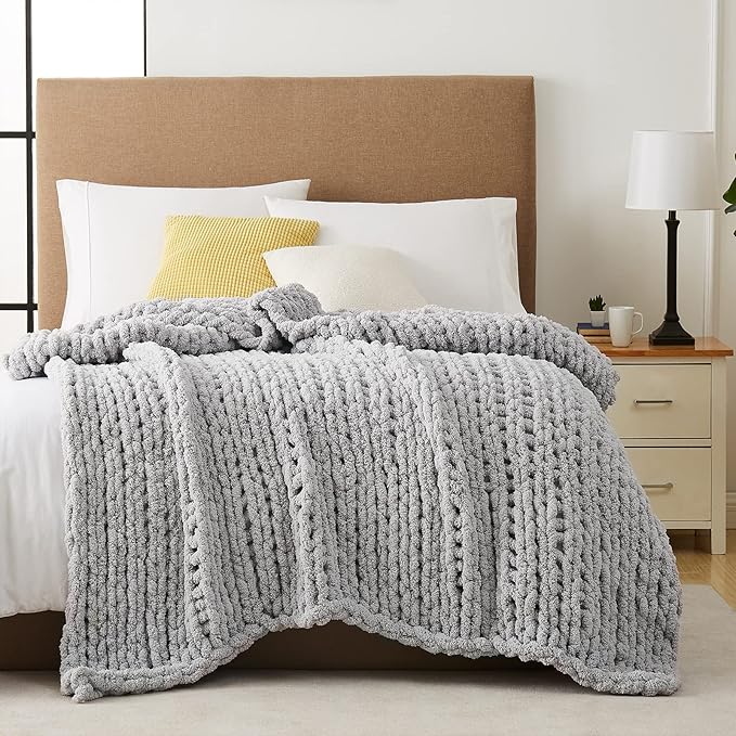 L'AGRATY Chunky Knit Blanket Throw: 72''x84'' Chenille Chunky Knitted Throw Blanket for Bed Couch - Handmade Thick Big Cable Knit Blanket - Large Chunky Crochet Rope Blanket for Home Decor(Grey)