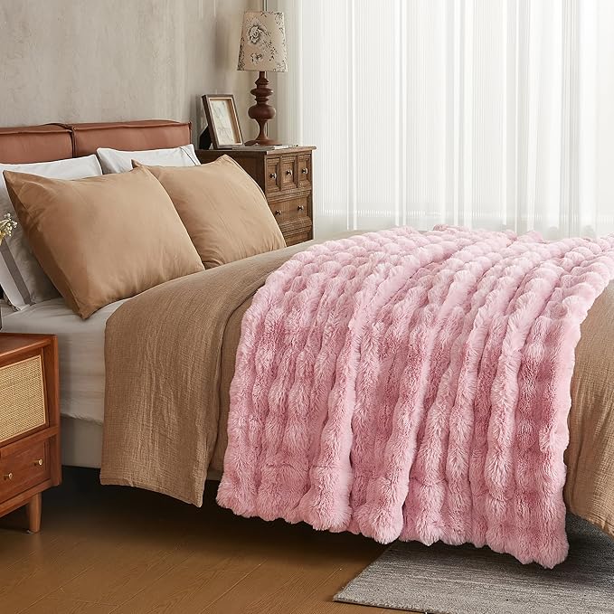 JELLYMONI Faux Fur Throw Blanket, Pink Fuzzy Cozy Plush Bubble Bed Blanket, Thick and Warm King Size (108" x 90")
