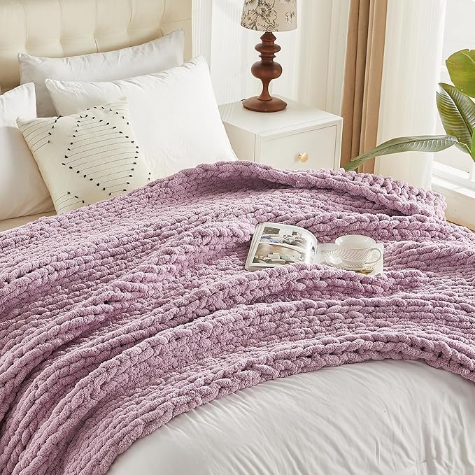 Carriediosa Chunky Knit Throw Blanket 50" X 60", 100% Hand Made Large Chenille Loop Yarn Soft Fluffy Throws for Couch Sofa Bed, Big Crochet Cozy Heavy Thick Cable Woven Blankets, Purple