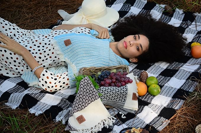 Gold Case Throw Blanket for Couch – 100% Recycled Turkish Cotton Blankets & Throws – Elegant Decorative Throw Blankets for Living Room Sofa – Woven Throws for Couch – Black – 60x80