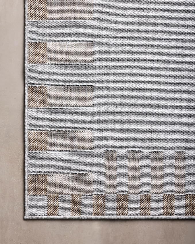 Loloi Amber Lewis Topanga Collection TOP-08 Silver/Natural 5'-3" x 7'-6" Indoor/Outdoor Area Rug