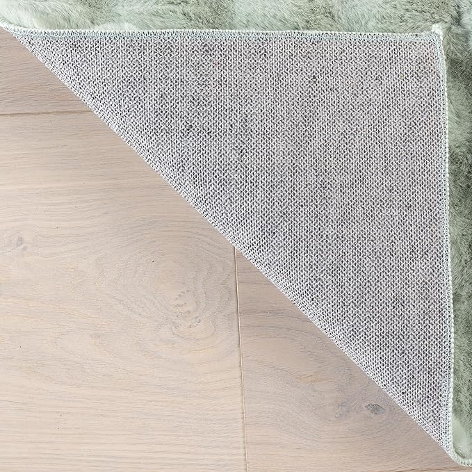 nuLOOM 7'6" x 9'6" Cozy Plush Area Rug, Machine Washable, Non-Slip, Soft Fluffy Shag Carpet for Living Room Bedroom Kids Room Nursery Home Decor, Jeni Green